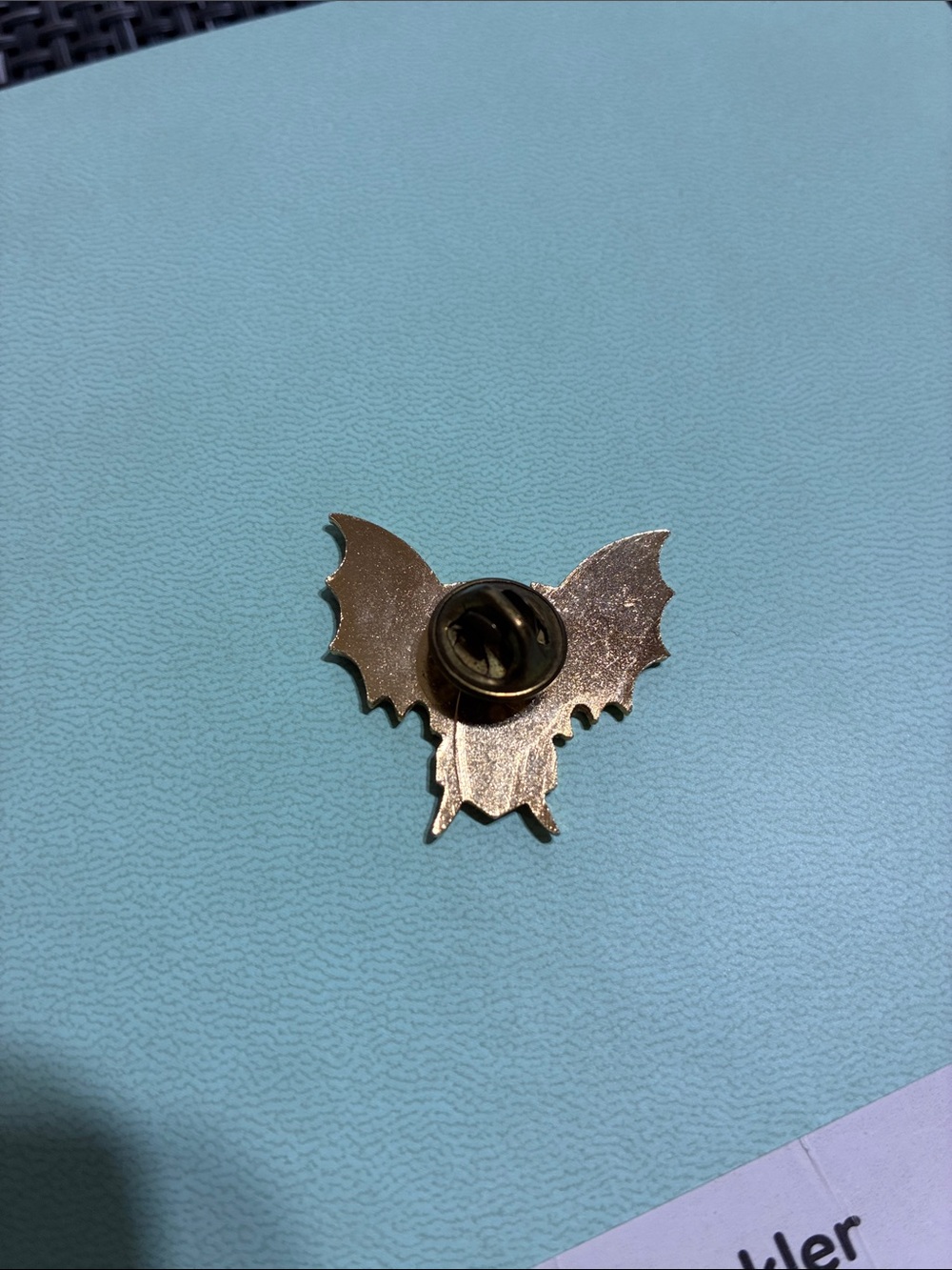 Vintage Harley Davidson Batwing  Pin 🖤 - Picture 4 of 5